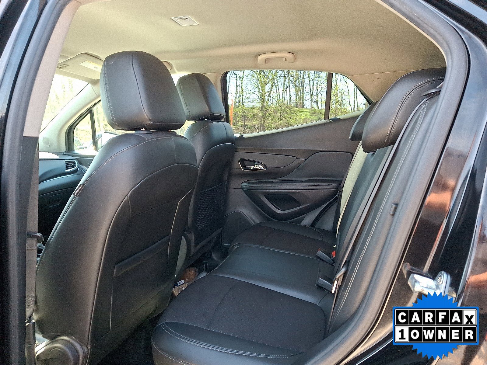 Used 2019 Buick Encore Sport Touring AWD/4WD image 36
