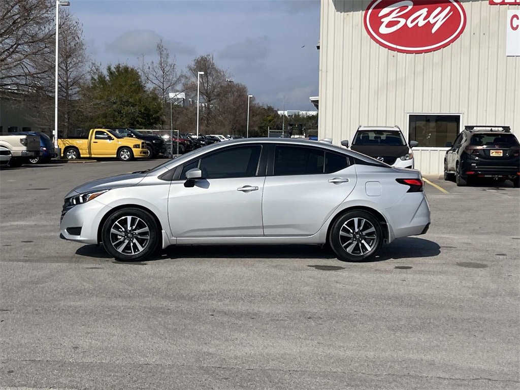 Used 2024 Nissan Versa SV w/ Trunk Package image 2