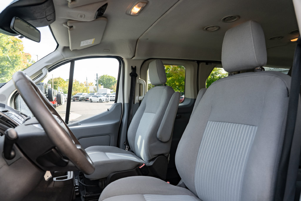 Used 2018 Ford Transit 150 XLT RWD image 23