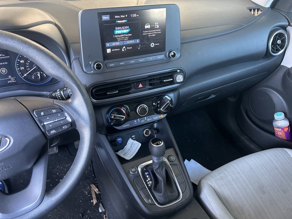 Used 2023 Hyundai Kona SEL image 4