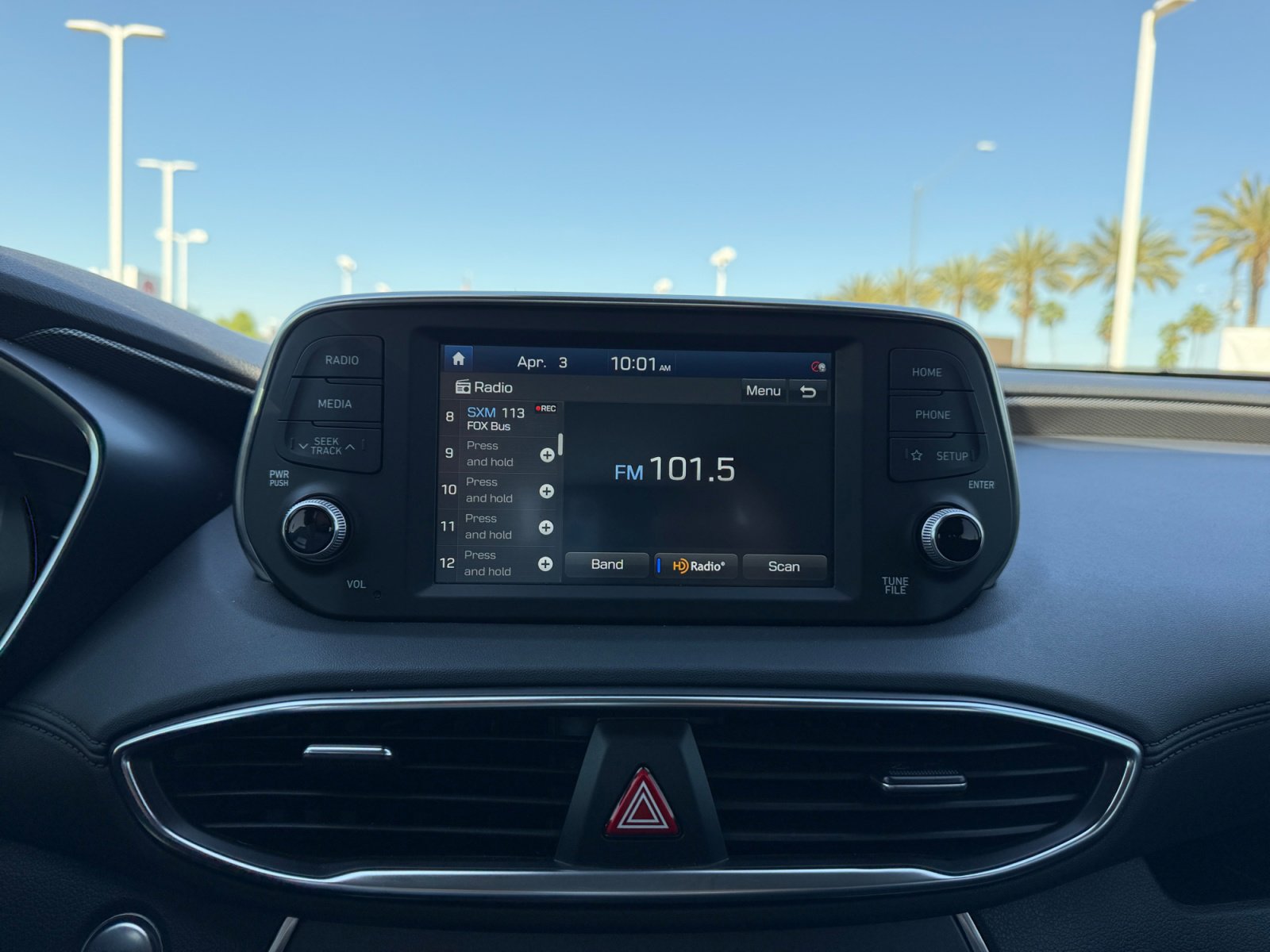 Used 2020 Hyundai Santa Fe SEL image 12