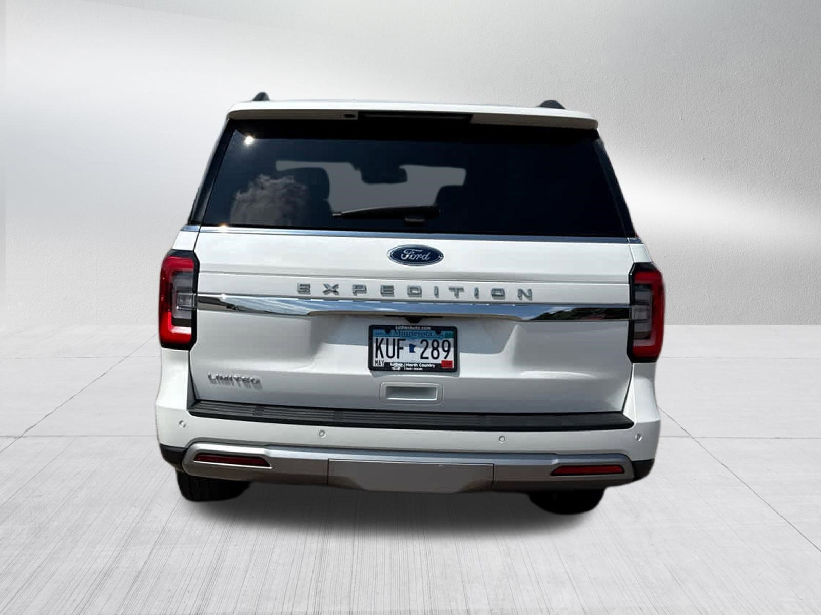Used 2023 Ford Expedition Limited image 6