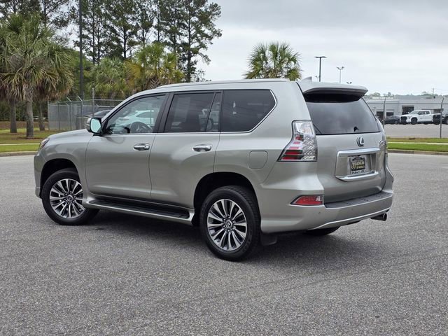Used 2021 Lexus GX 460 Luxury w/ Accessory Package image 4