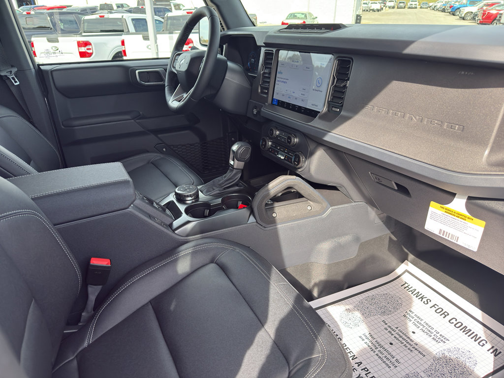 New 2025 Ford Bronco Badlands image 12