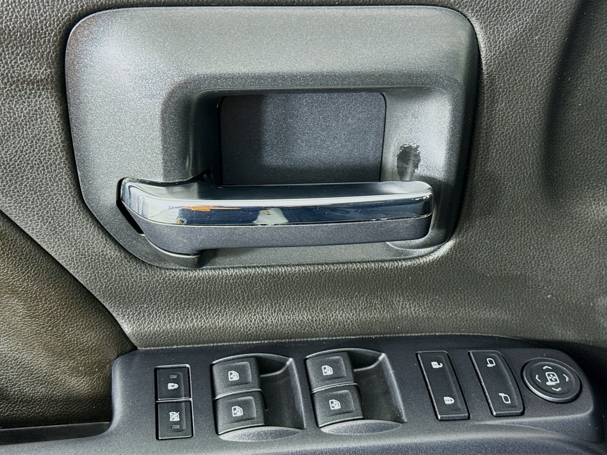 Used 2014 GMC Sierra 1500 SLE image 21