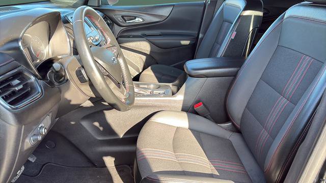Used 2023 Chevrolet Equinox RS image 25