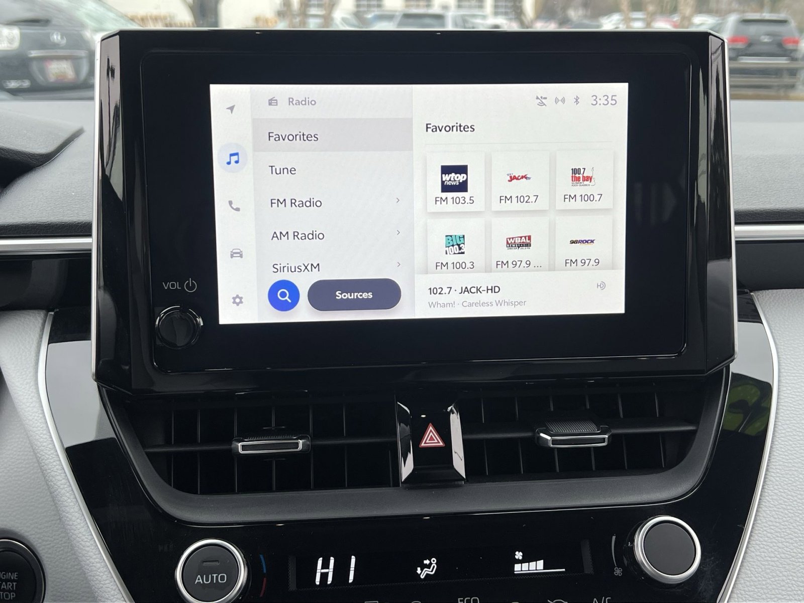 Used 2025 Toyota Corolla SE image 16