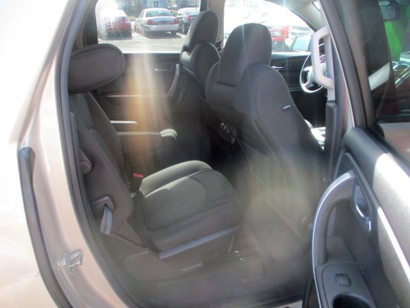 Used 2012 GMC Acadia SLE FWD image 8