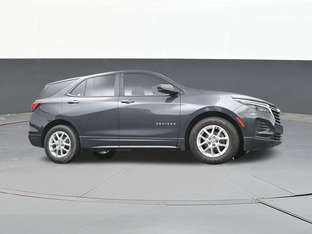 Used 2022 Chevrolet Equinox LS w/ Driver Confidence II Package FWD image 49