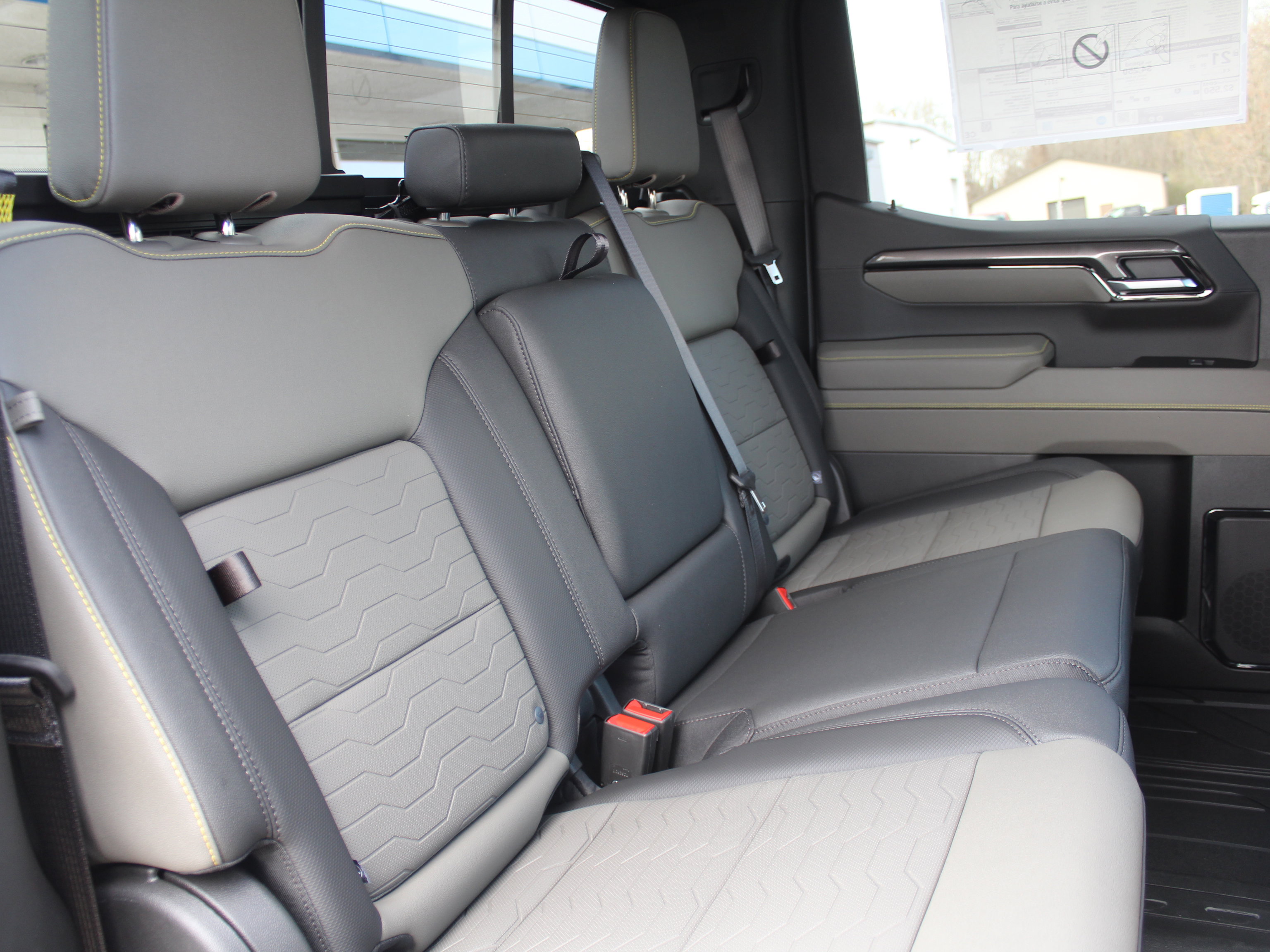 New 2026 Chevrolet Silverado 1500 ZR2 AWD/4WD image 17