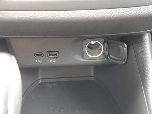 New 2026 Buick Envista Sport Touring FWD image 28