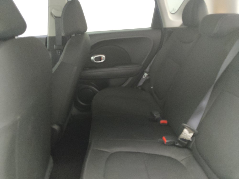 Used 2017 Kia Soul FWD image 18