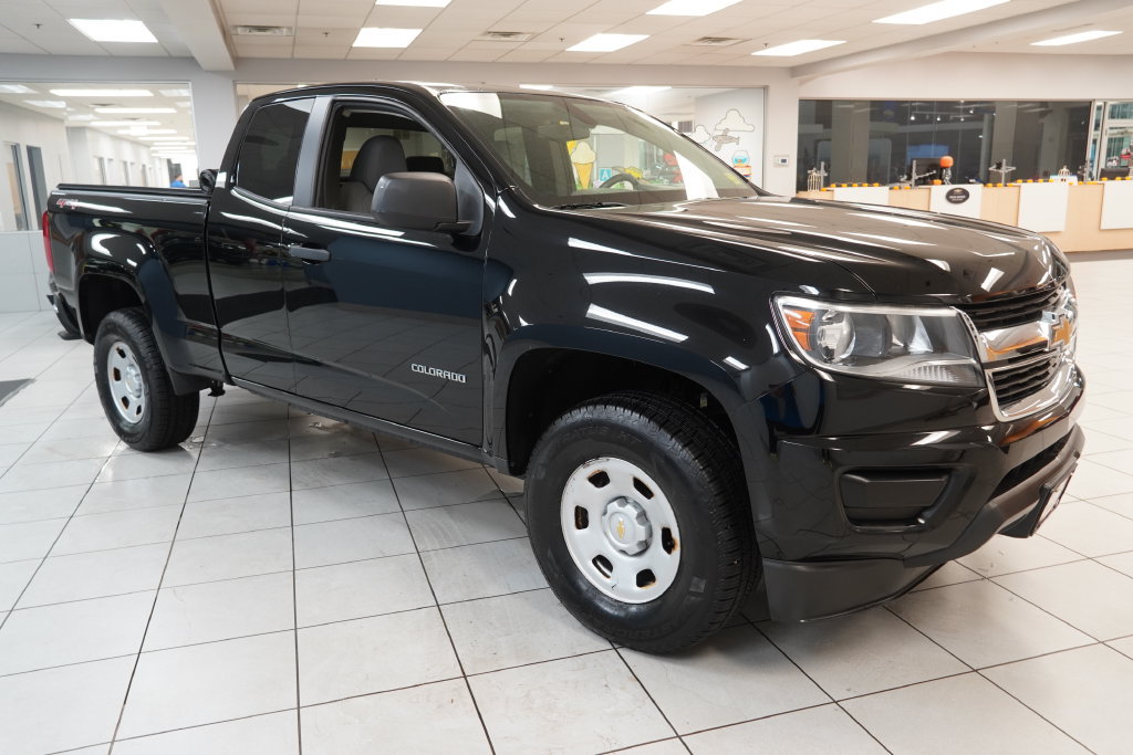 Used 2019 Chevrolet Colorado W/T AWD/4WD image 13