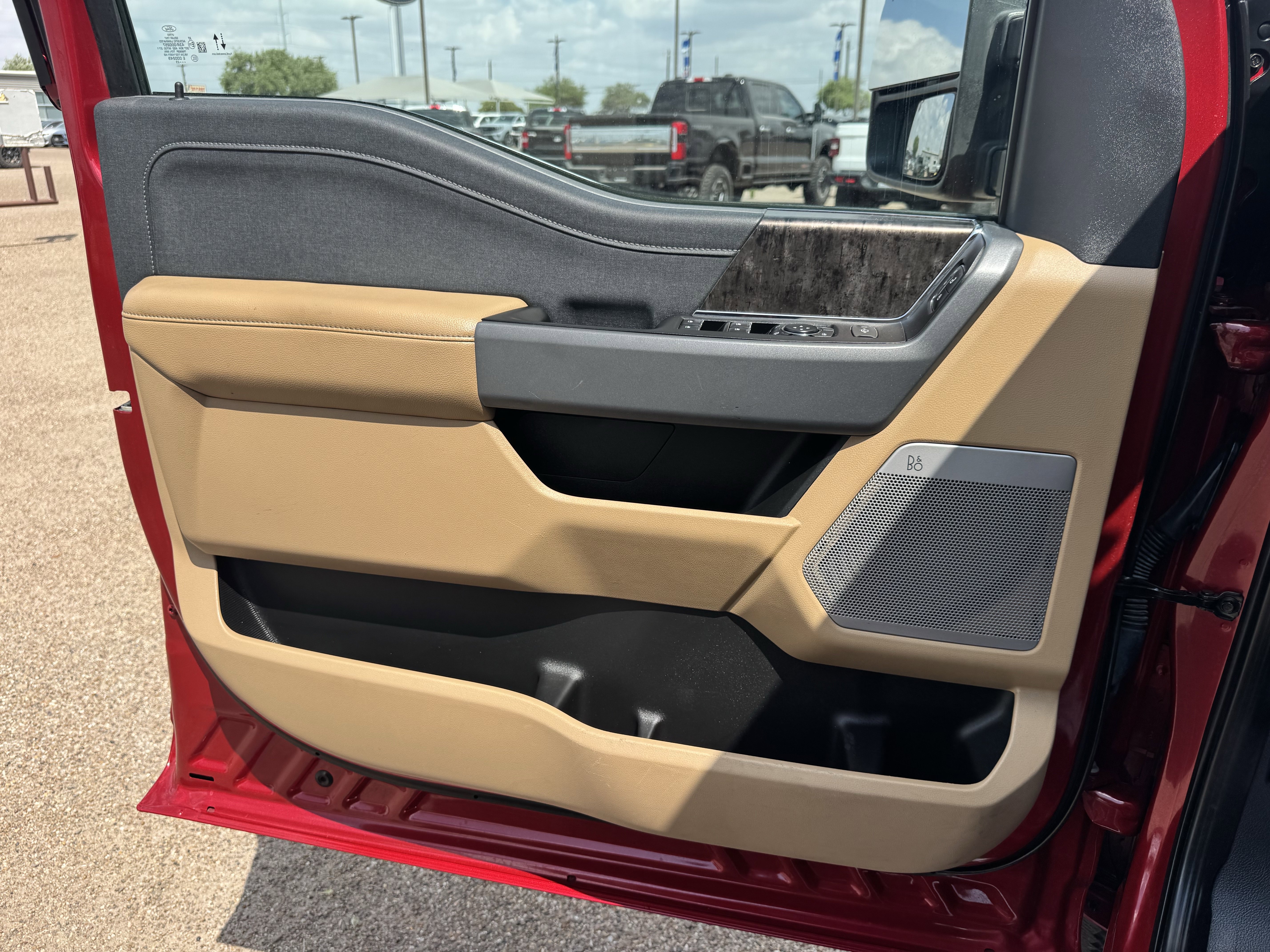 Certified 2023 Ford F250 Lariat w/ Tow Technology Package image 13