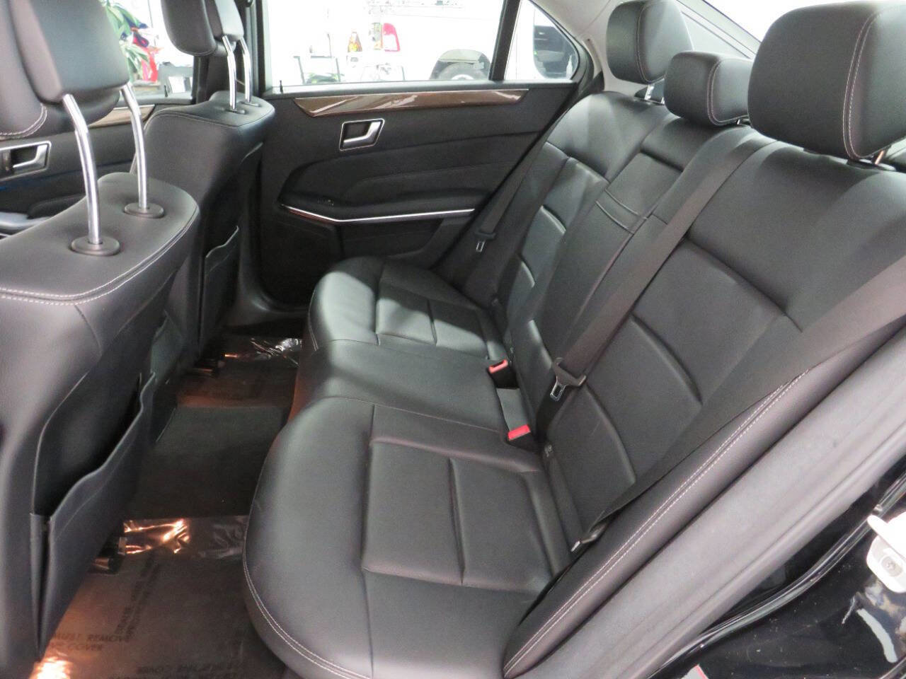 Used 2014 Mercedes-Benz E 350 Sedan image 12