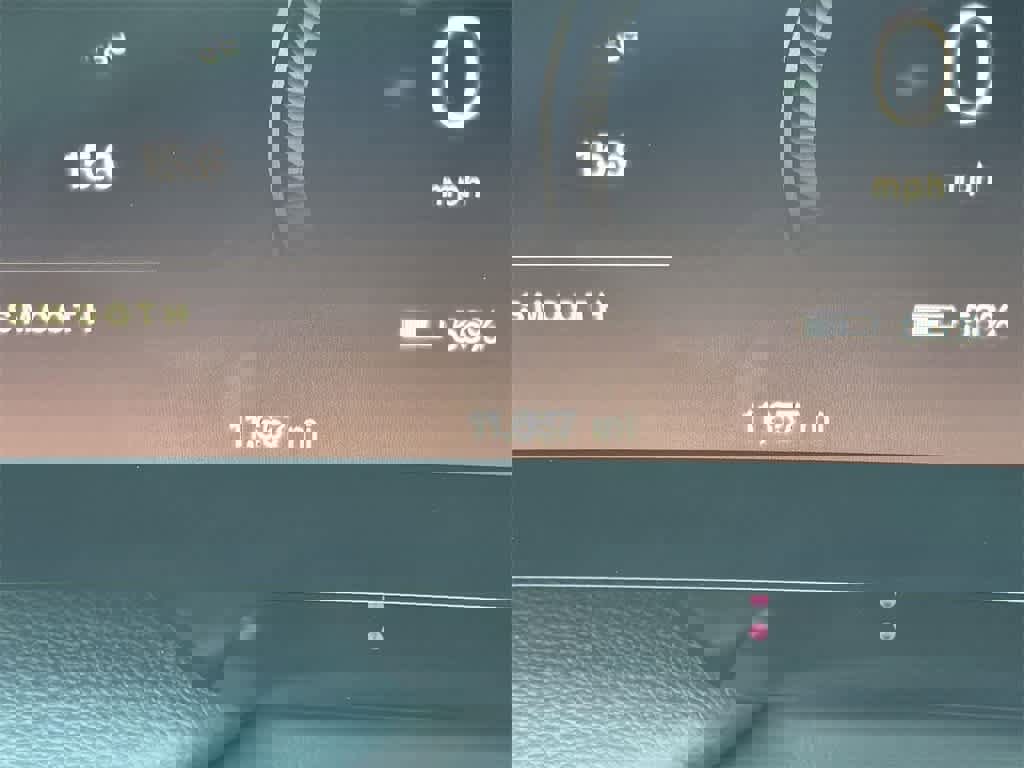 Used 2024 Lucid Air Touring image 20