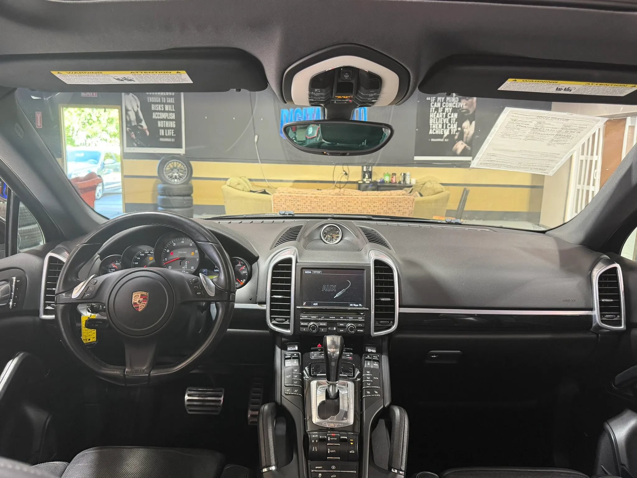 Used 2013 Porsche Cayenne S AWD/4WD image 11