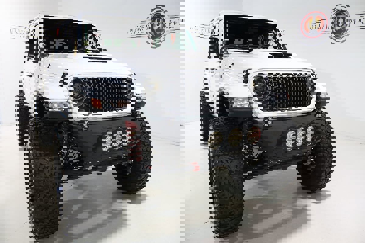 Used 2025 Jeep Gladiator Sport image 33