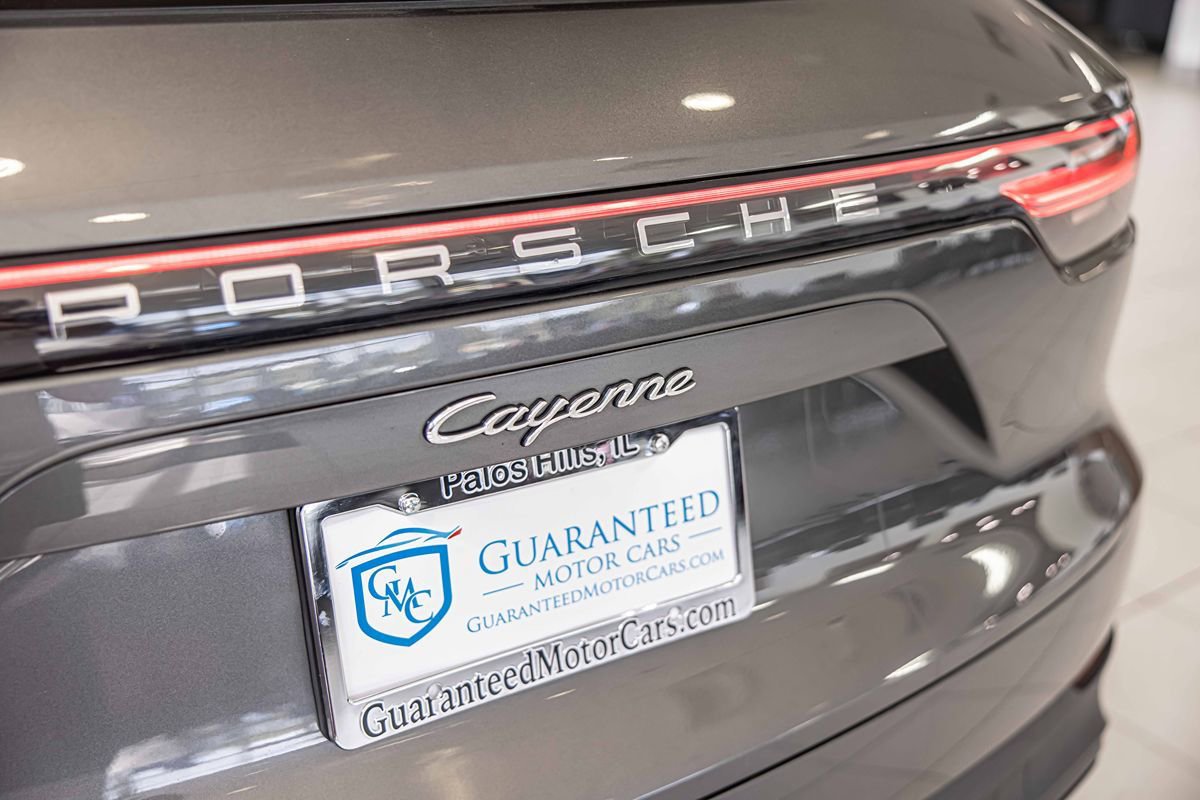 Used 2021 Porsche Cayenne E-Hybrid AWD/4WD image 17