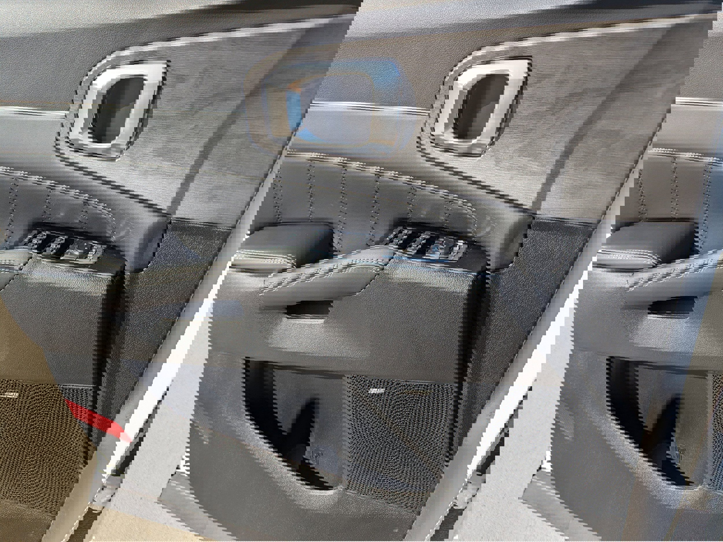 New 2026 Kia Sorento SX image 10