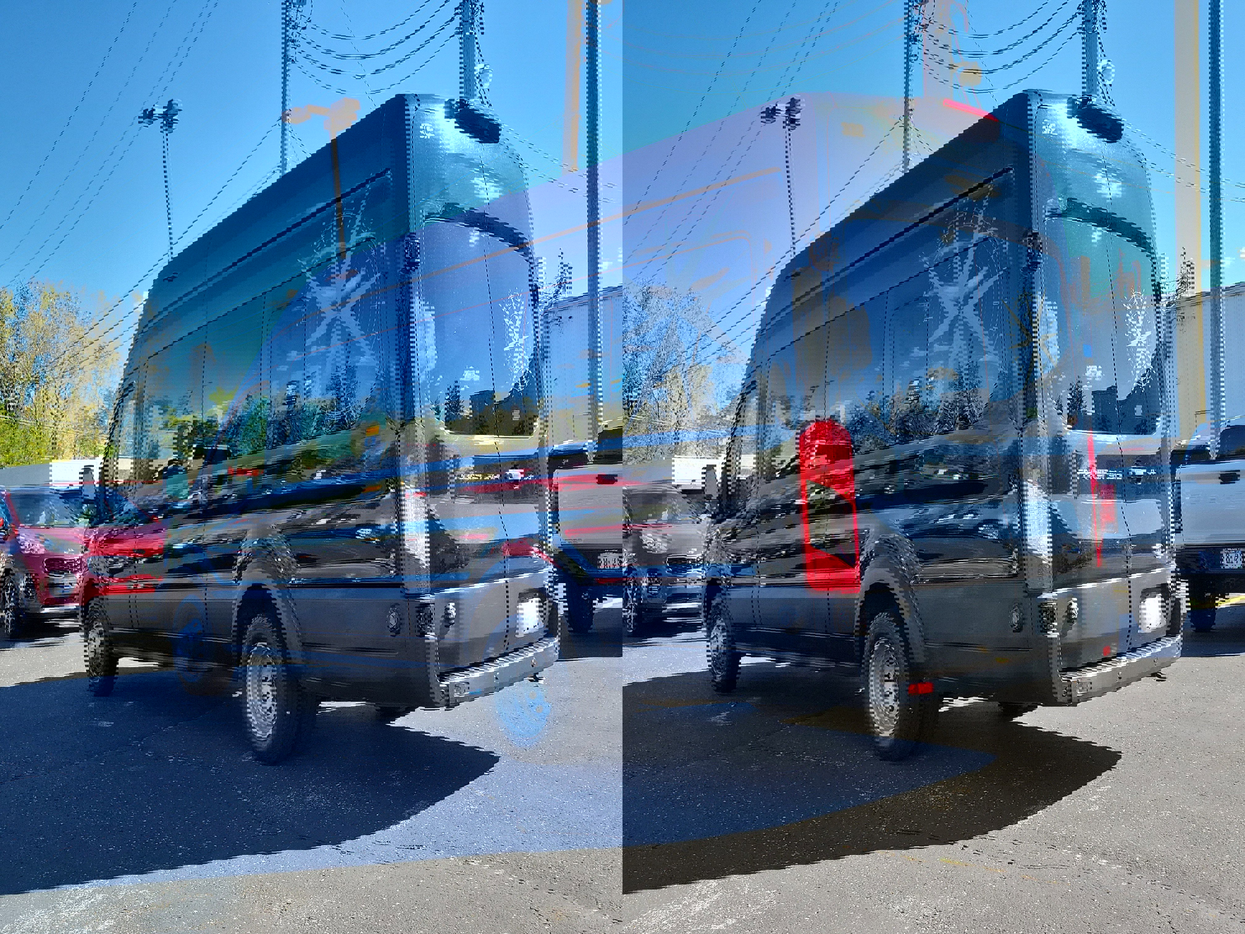 Used 2019 Ford Transit 350 XLT image 3