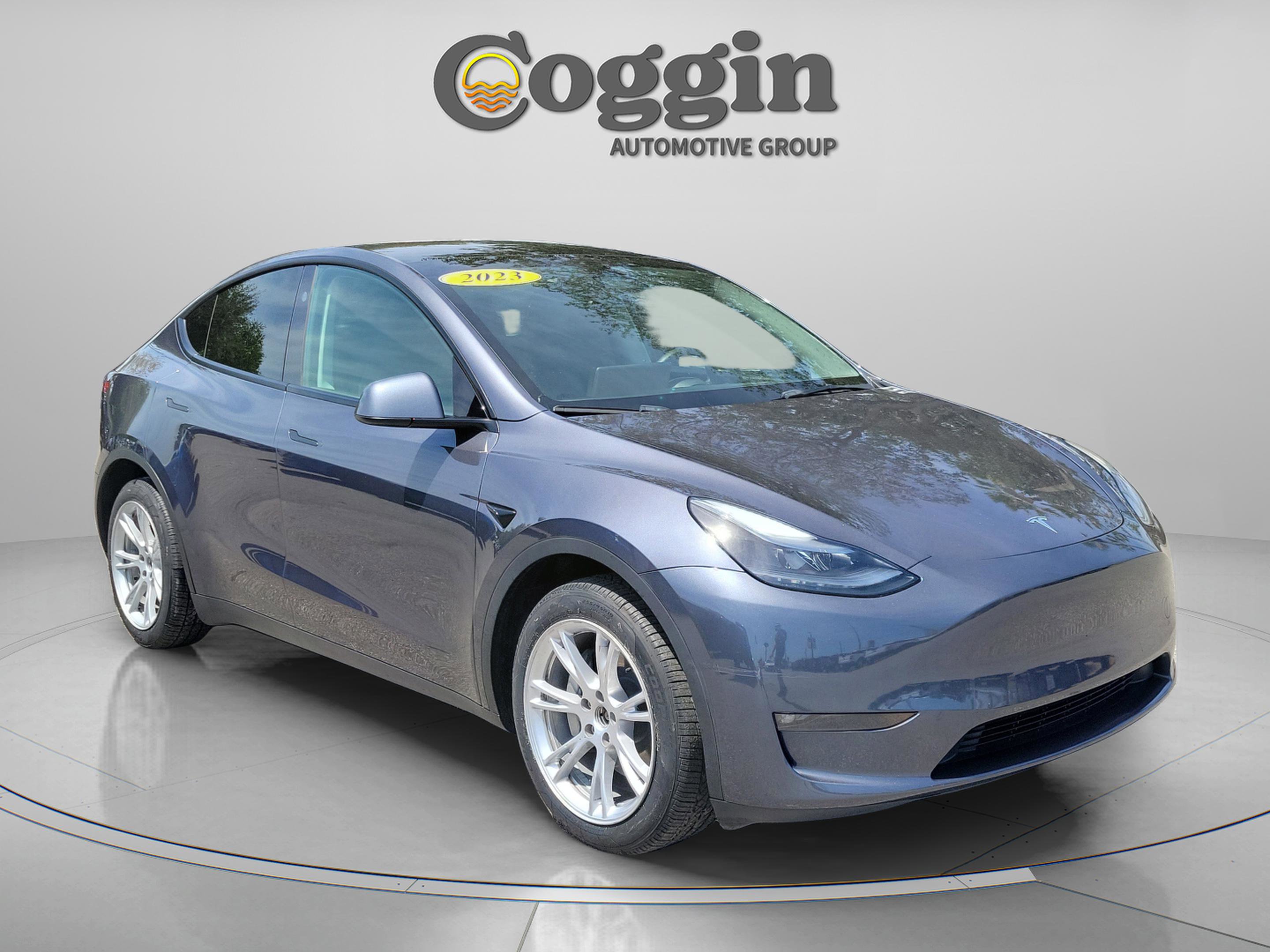 Used 2023 Tesla Model Y Long Range AWD/4WD image 4