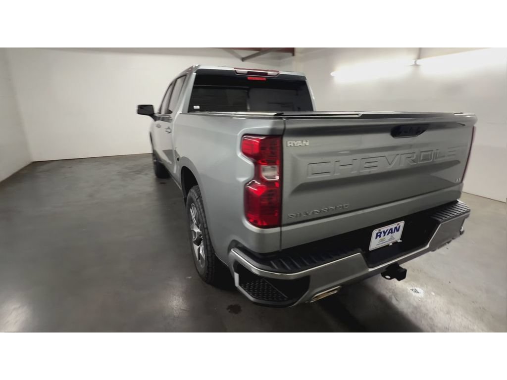 Used 2024 Chevrolet Silverado 1500 LT w/ Z71 Off-Road Package AWD/4WD image 7