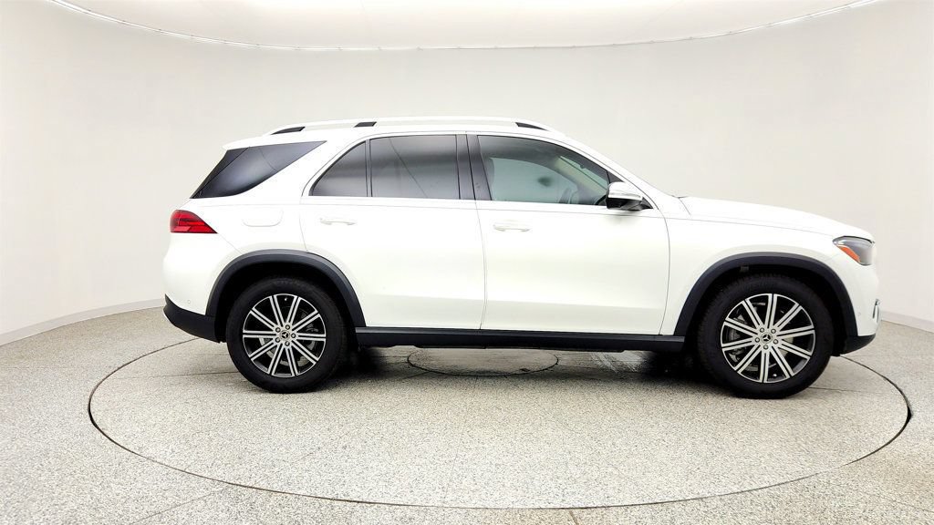Used 2025 Mercedes-Benz GLE 450e 4MATIC w/ Winter Package image 4