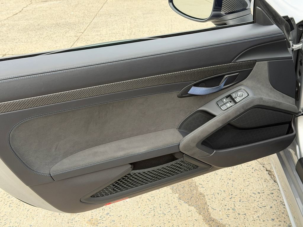 Used 2023 Porsche 718 Cayman GT4 RS image 14