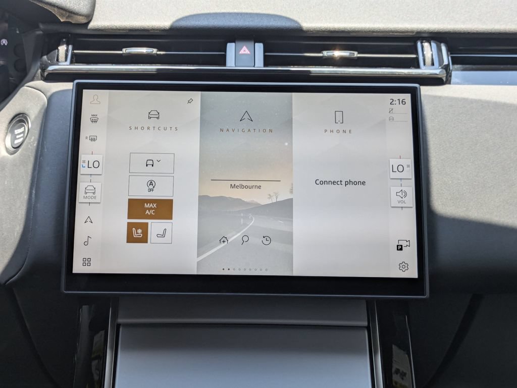 Certified 2025 Land Rover Range Rover Velar S AWD/4WD image 18