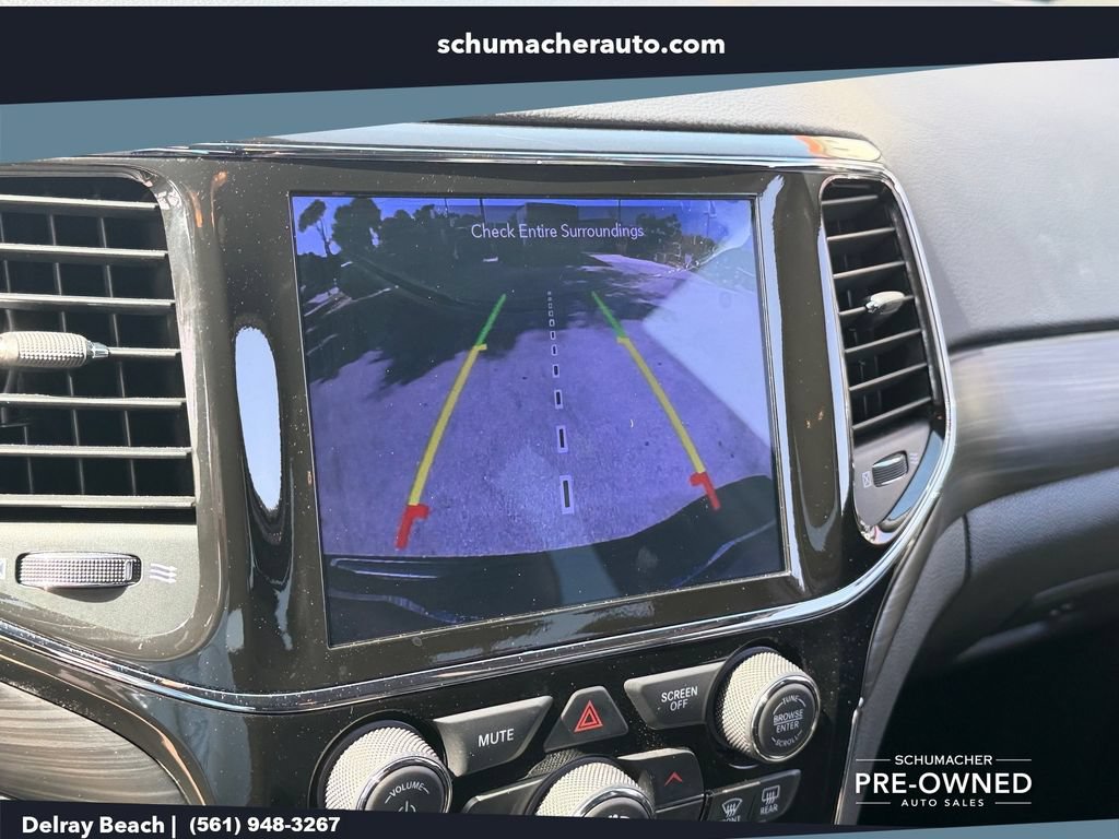 Used 2021 Jeep Grand Cherokee Laredo X RWD image 19
