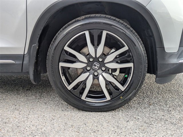 Used 2022 Honda Pilot Touring image 11