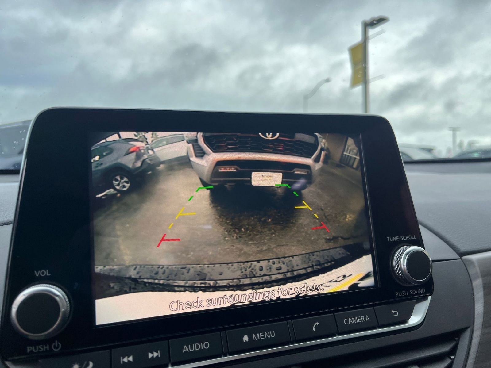 Used 2025 Nissan Altima 2.5 SV image 17