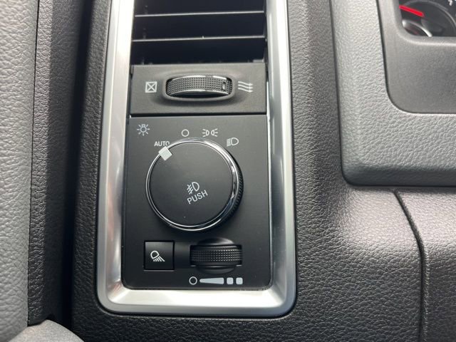 Used 2020 RAM 1500 Classic Warlock w/ Electronics Group image 26