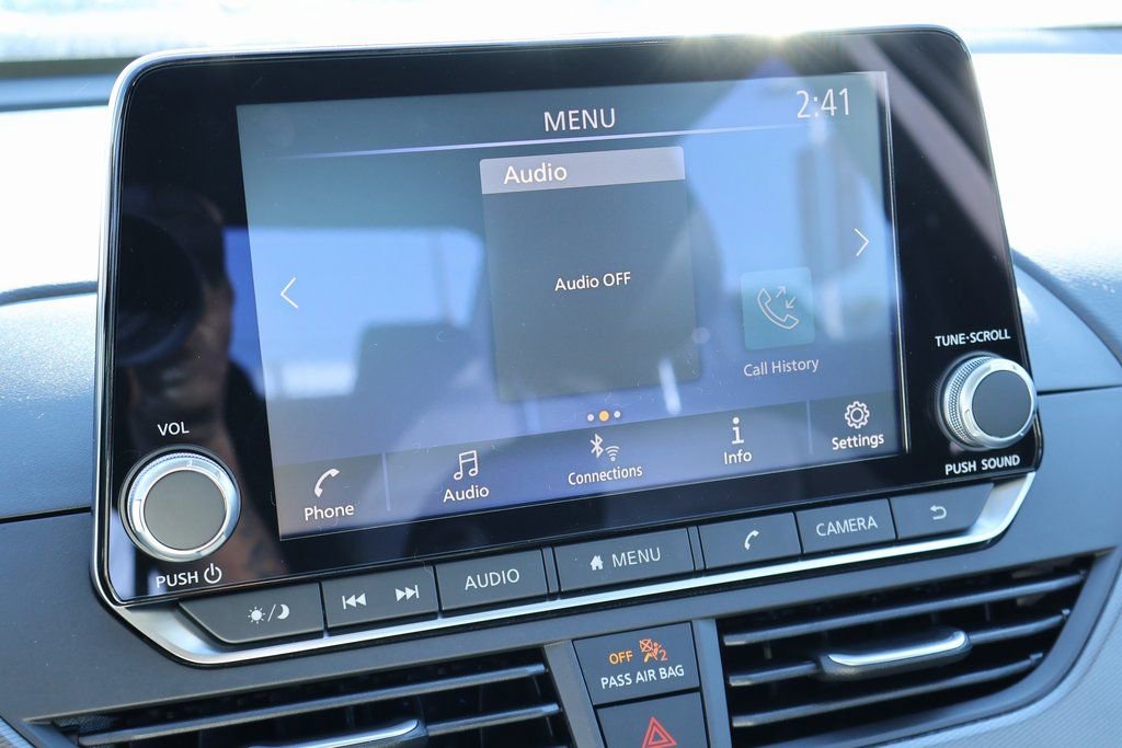 New 2025 Nissan Altima 2.5 SR image 3