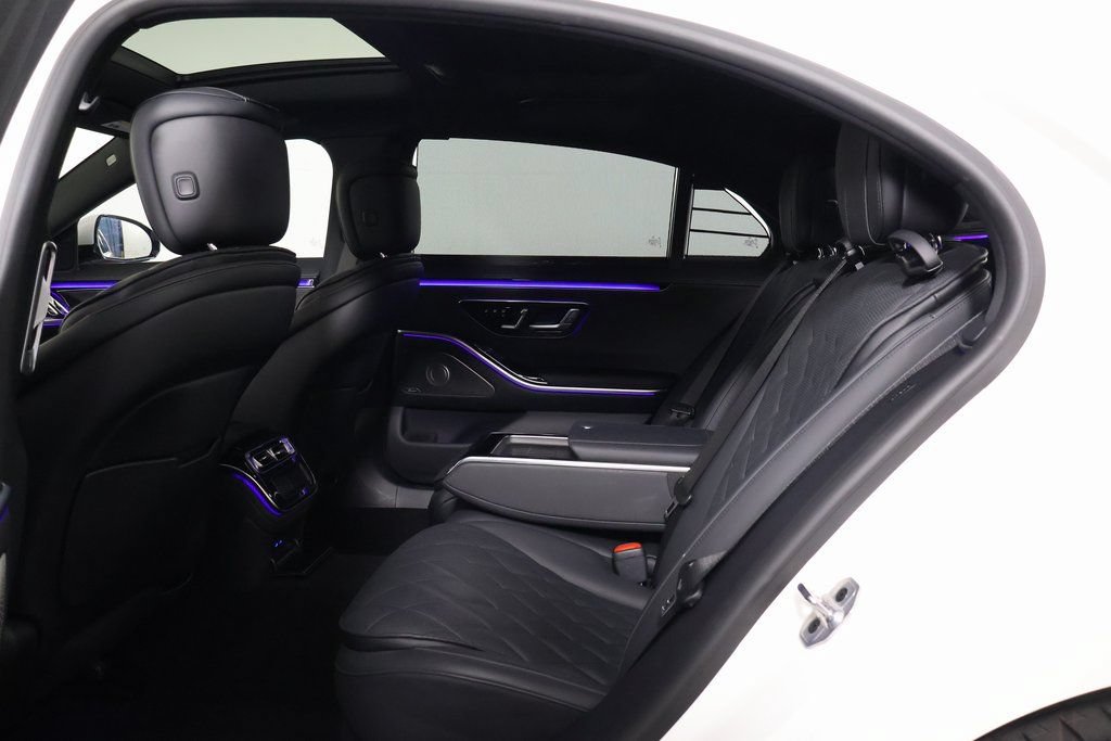 Certified 2023 Mercedes-Benz S 580 4MATIC Sedan image 11