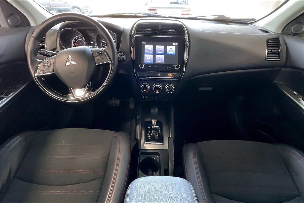 Used 2022 Mitsubishi Outlander Sport SE FWD image 6