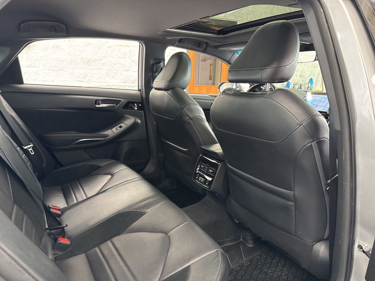Used 2020 Toyota Avalon Touring w/ Advanced Safety Package image 46