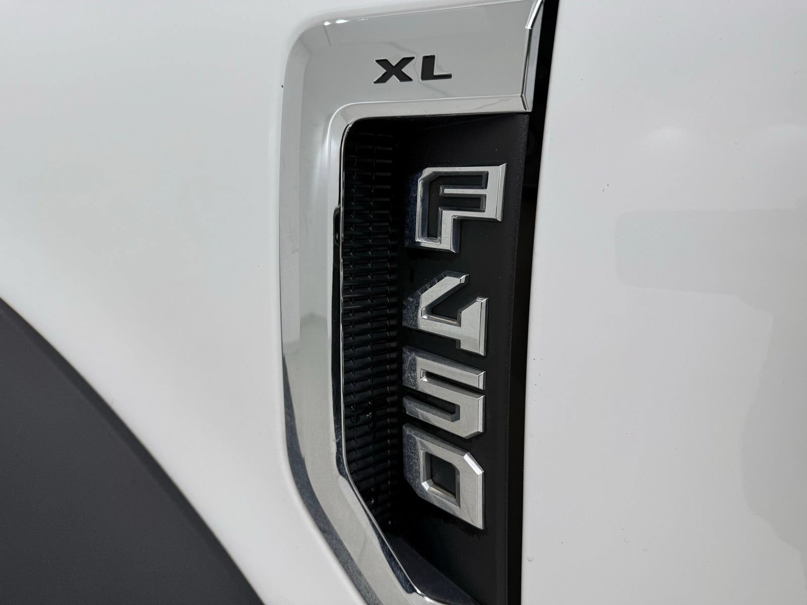 Used 2021 Ford F450 XL w/ Power Equipment Group AWD/4WD image 8
