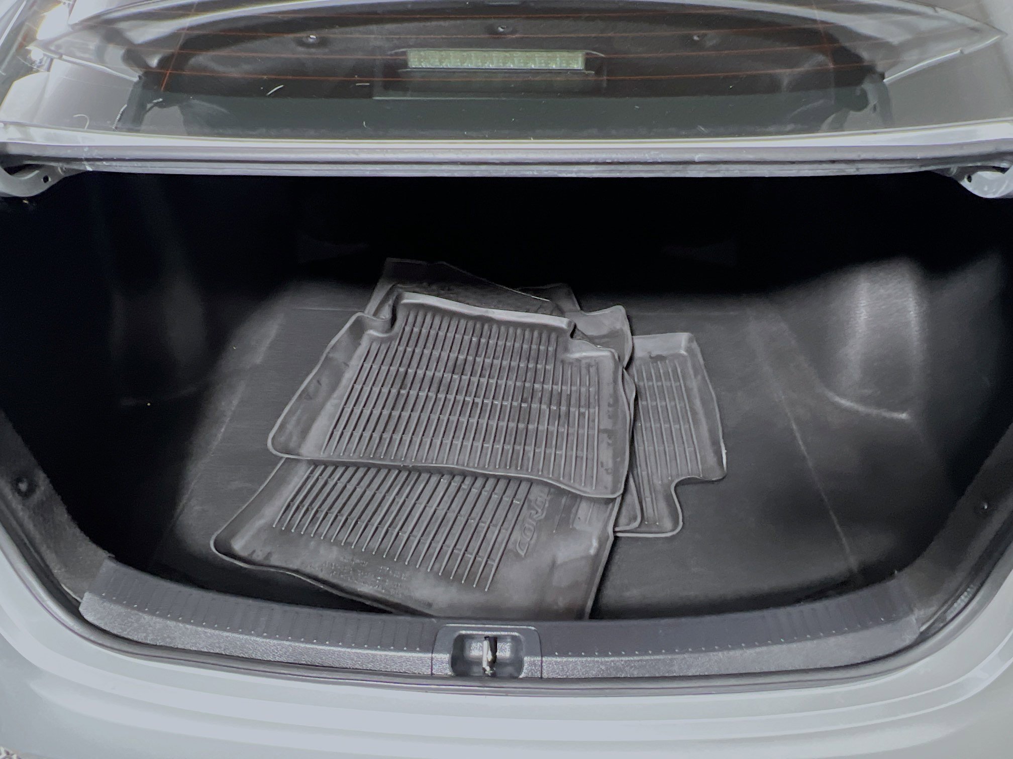 Used 2023 Toyota Corolla LE image 34