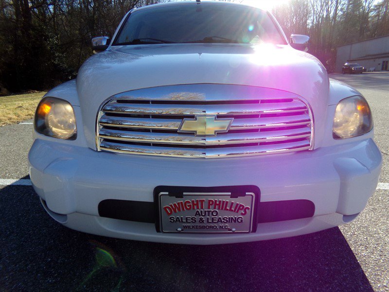 Used 2010 Chevrolet HHR LT w/ LT Preferred Equipment Group image 4