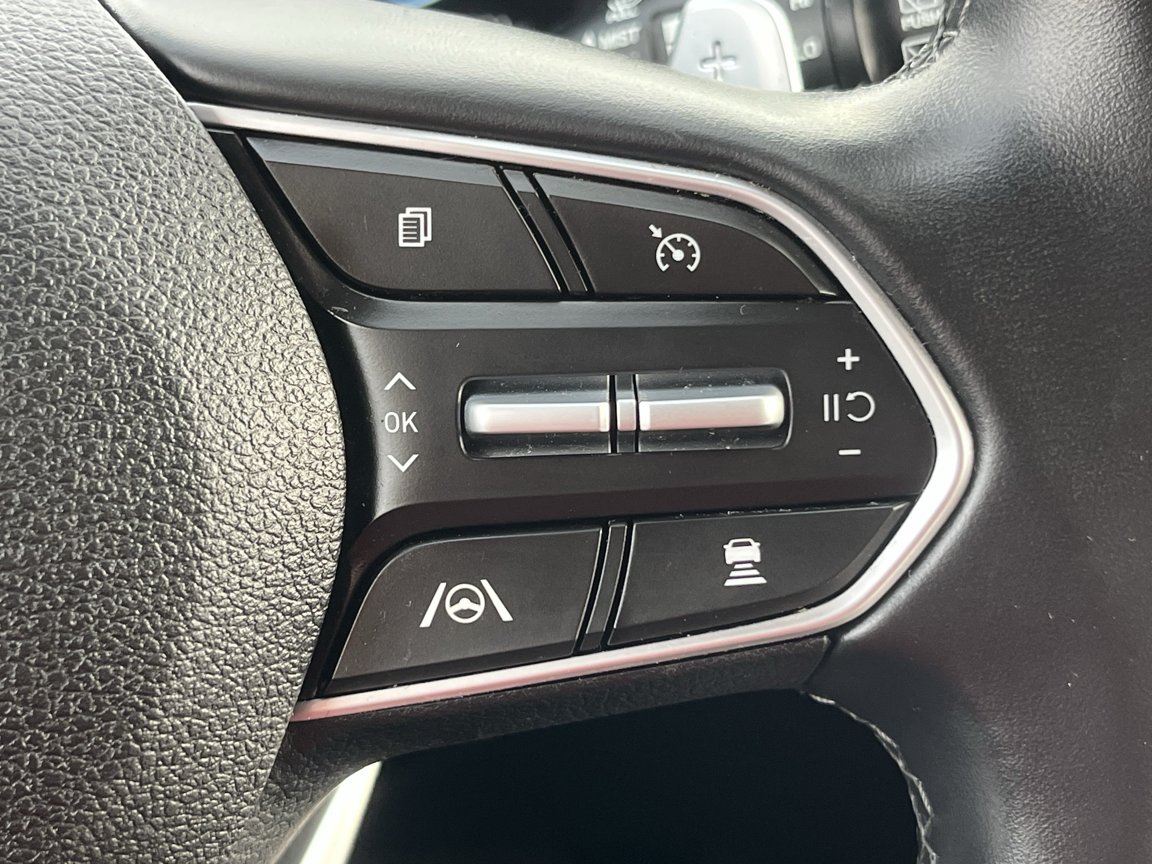 Used 2022 Hyundai Santa Fe SEL Premium AWD/4WD image 20