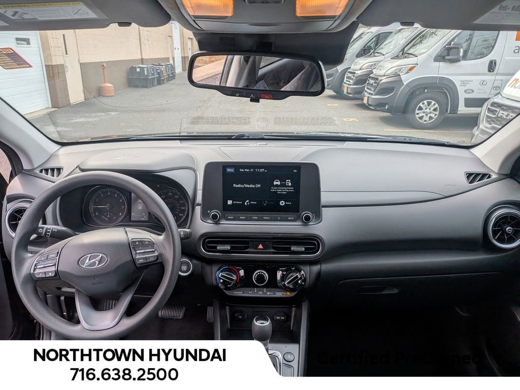 Used 2023 Hyundai Kona SEL image 7