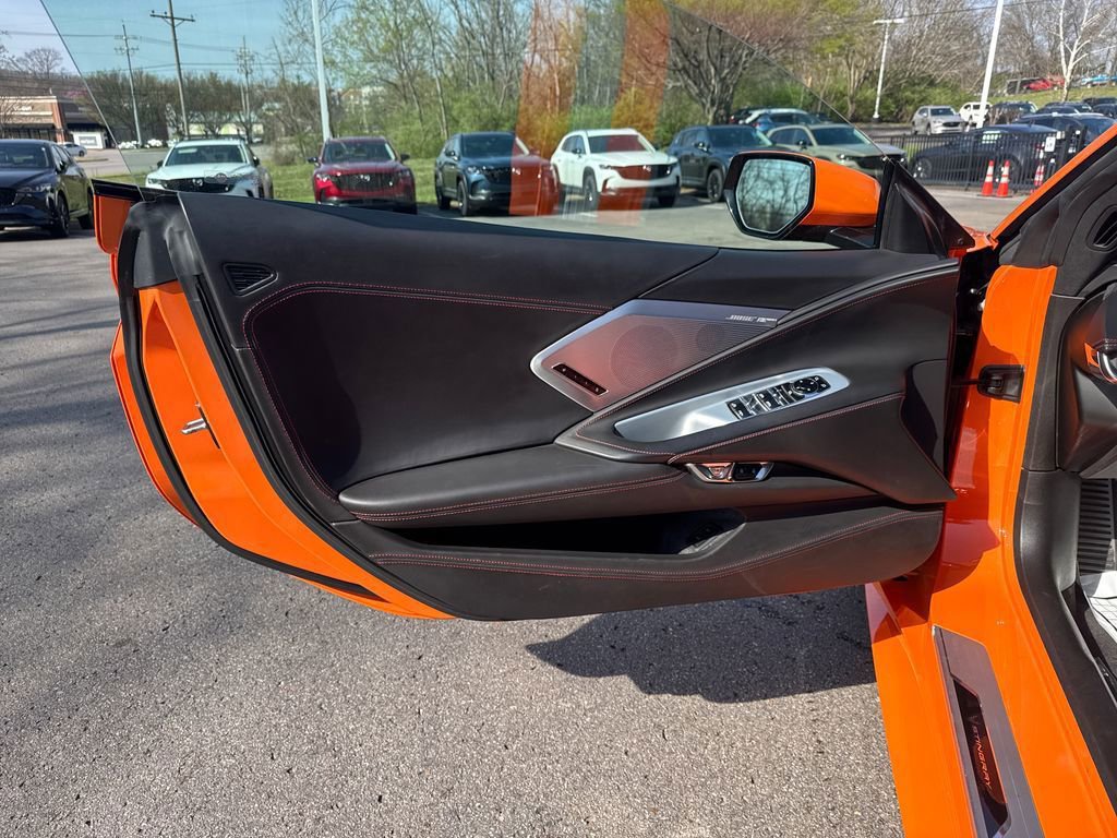 Used 2023 Chevrolet Corvette Stingray Premium Conv w/ Z51 Performance Package image 16
