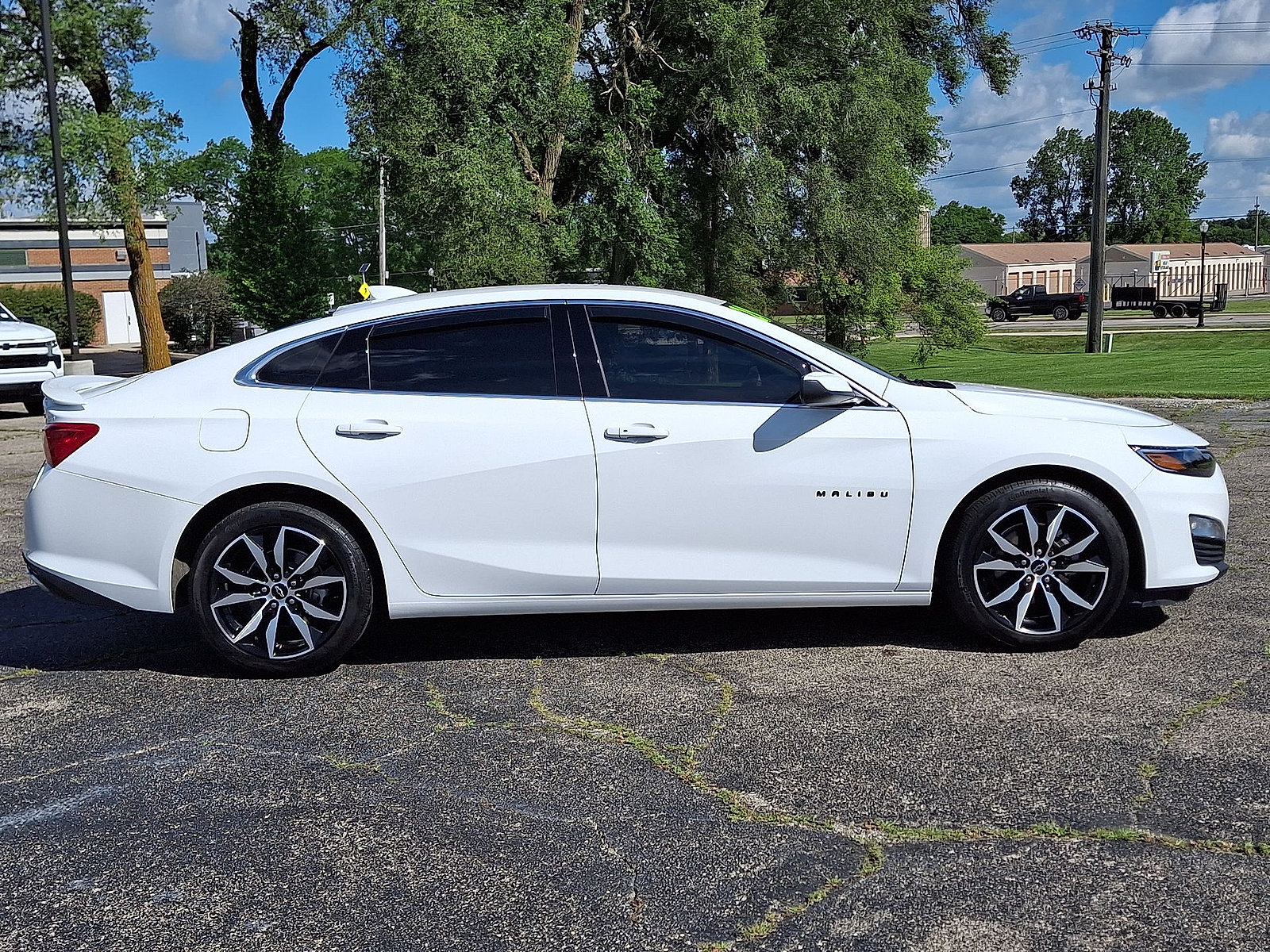 Used 2024 Chevrolet Malibu RS FWD image 25