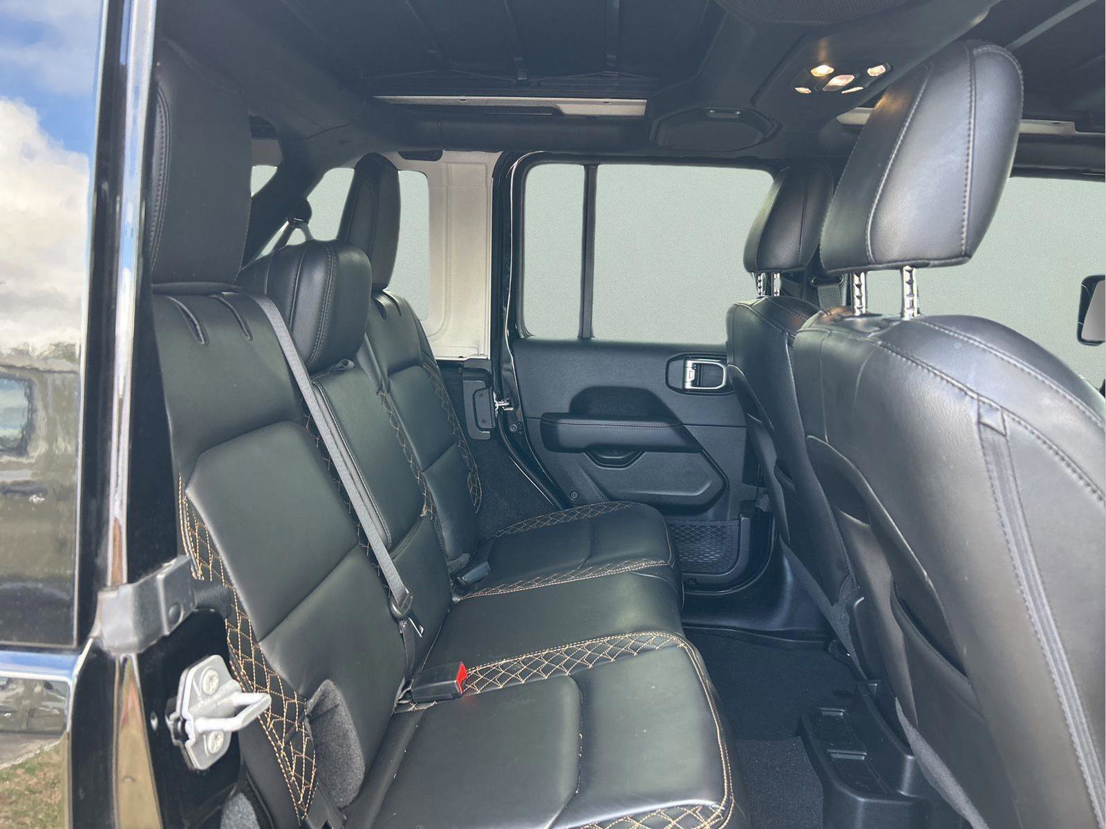 Certified 2022 Jeep Wrangler Unlimited Sahara image 11