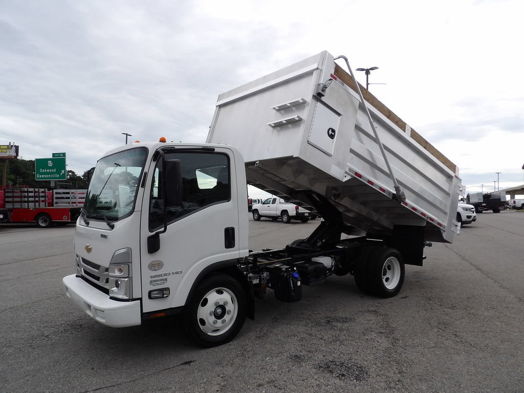 Used 2024 Chevrolet Low Cab Forward 5500HD RWD image 3