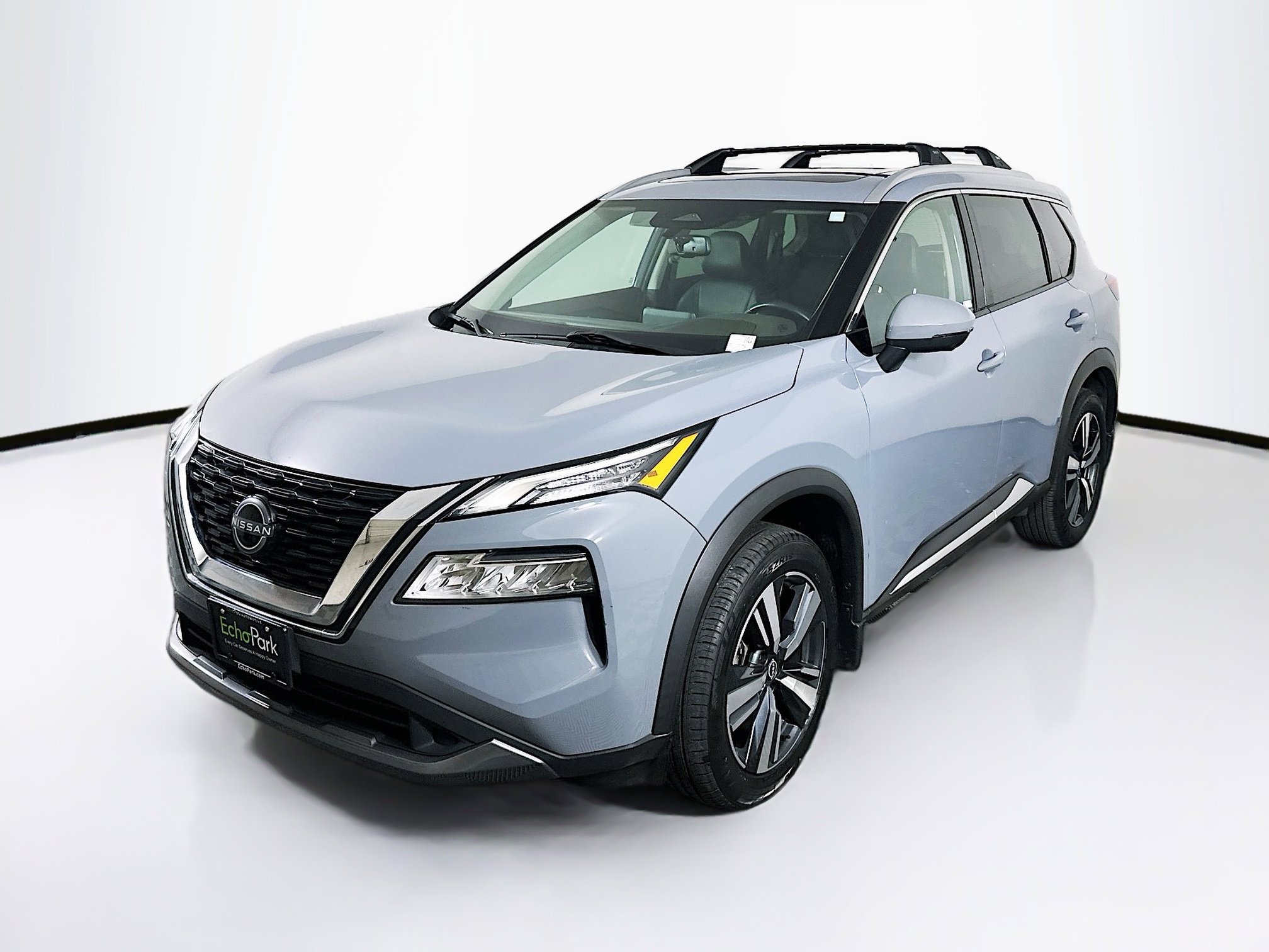 Used 2023 Nissan Rogue SL AWD/4WD image 3