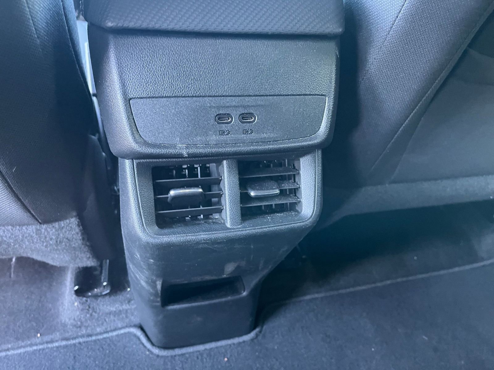 Used 2025 Chevrolet Equinox LT FWD image 23