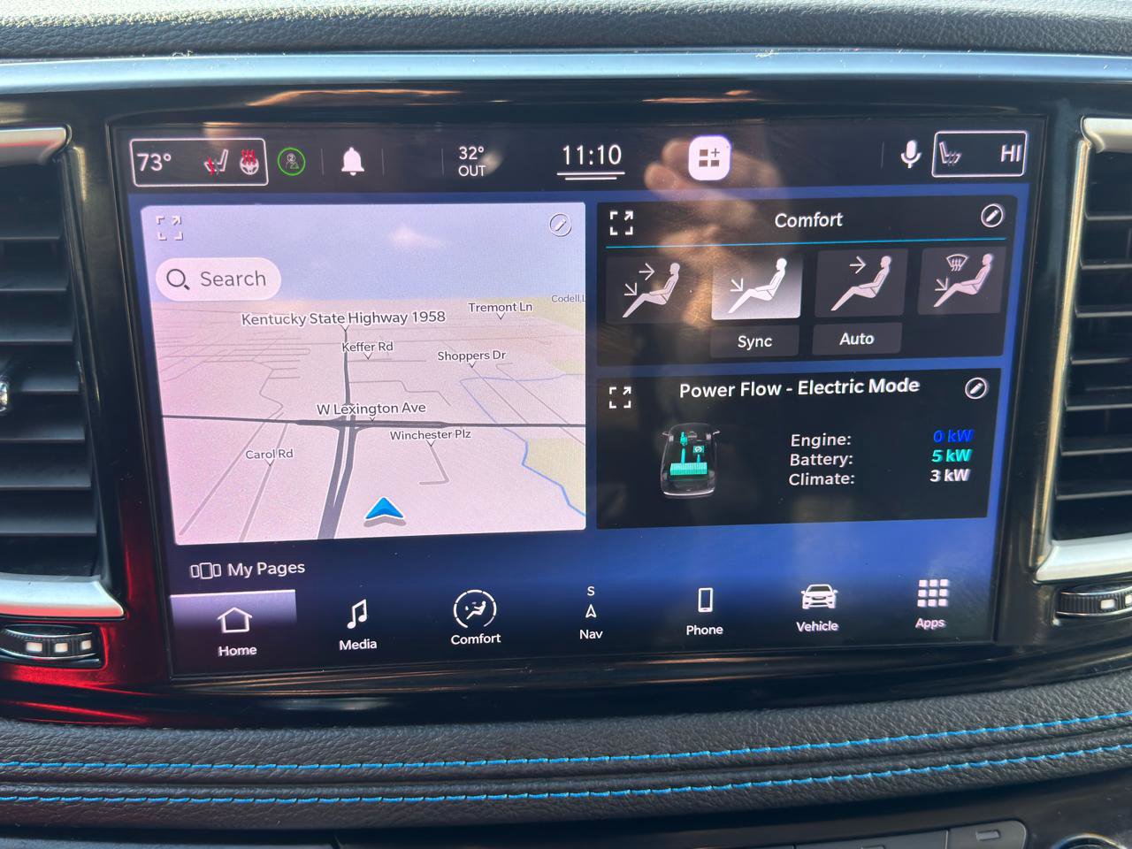 Used 2021 Chrysler Pacifica Touring-L FWD image 24